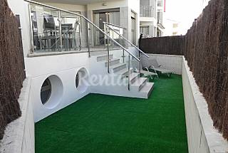 Apartamento de 2 habitaciones a 25 m de la p...