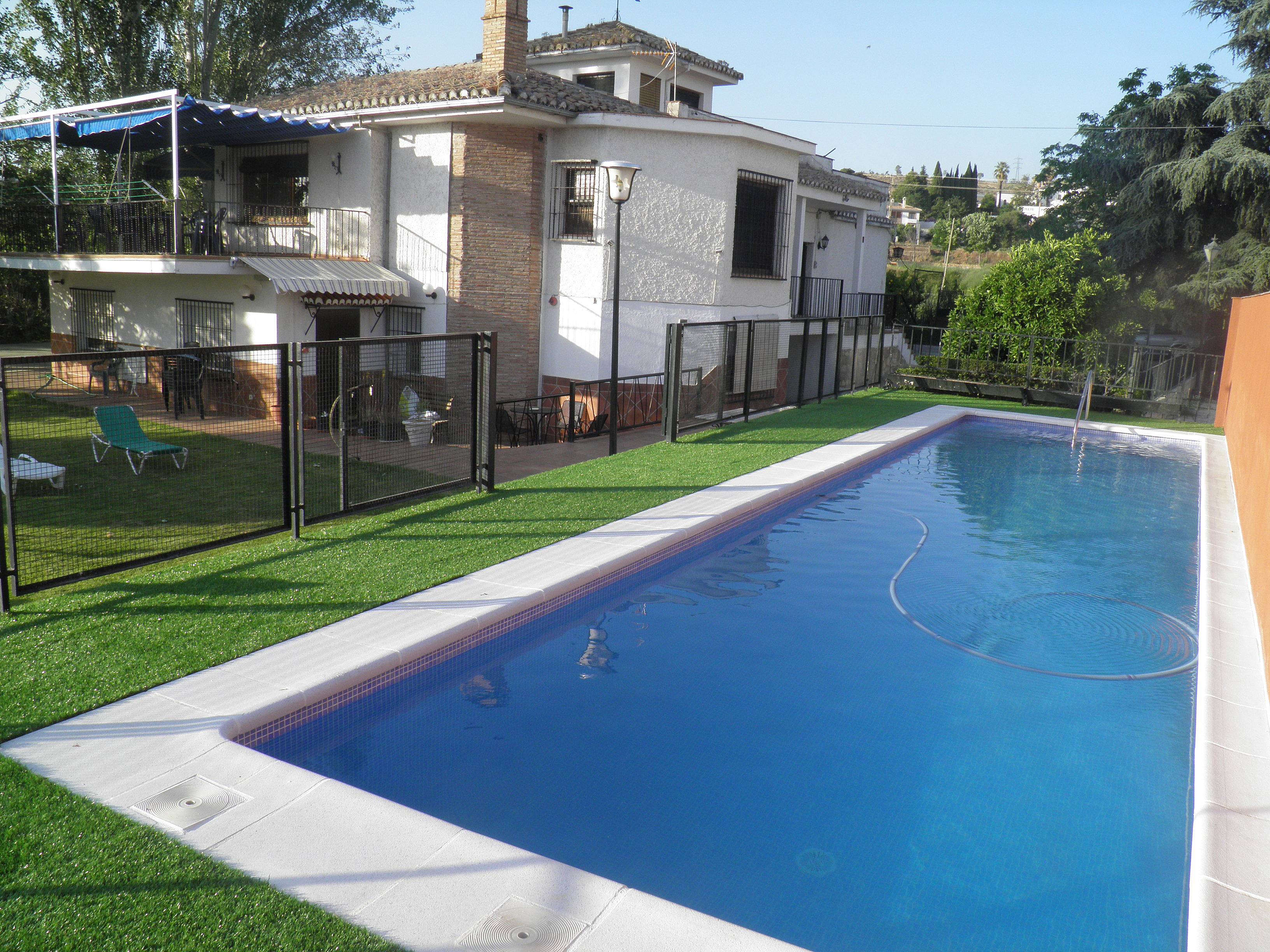 Holiday rentals Urbanizacion San Javier Las Gabias. Apartments