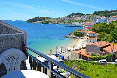 Piscina, jardín y barbacoa a pie de playa Pontevedra