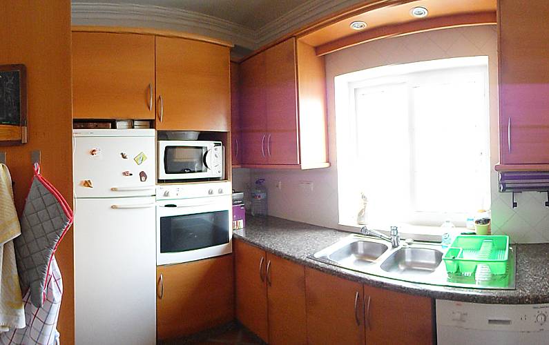 Apart. Cozinha Leiria Peniche Apartamento - Cozinha