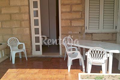 Apartamentos en alquiler en 1a línea de playa Crotona