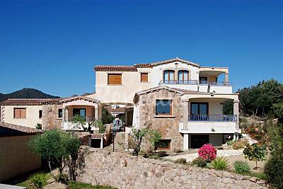Casa per 8-12 persone a 500 m dalla spiaggia Olbia-Tempio