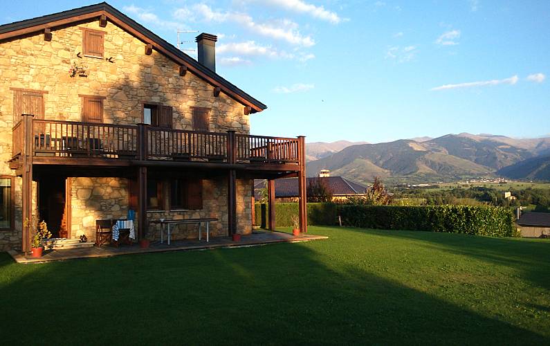 Casa Exterior da casa Girona Llívia casa - Exterior da casa