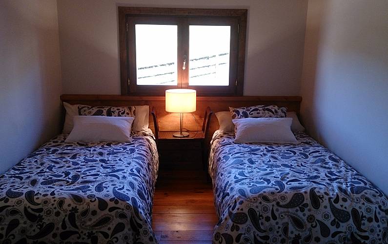 Casa Quarto Girona Llívia casa - Quarto