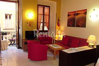 Central apartment FAMILY close to lake and square Novara