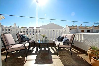 Casa en alquiler a 500 m de la playa Alicante