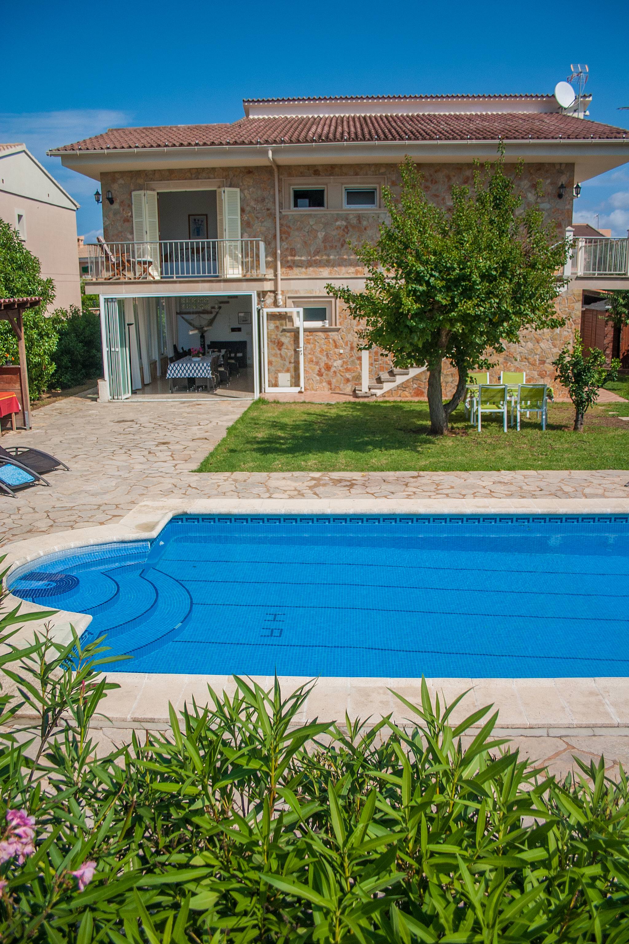 Casa en alquiler a 3 km de la playa - Badia Gran ...