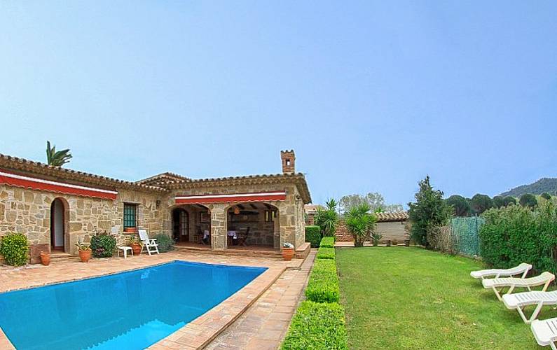 Villa Descanso With Huge Garden And Private Pool Platja D Aro