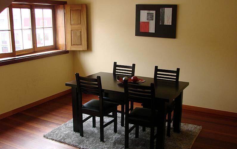 ApartamentoT2 centro Caminha a menos 3km da praia Viana do Castelo - Sala de Jantar