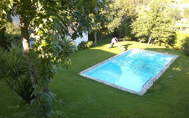 Casa para 6-7 pessoas a 4 km dos Passadiços Paiva Viseu - Piscina