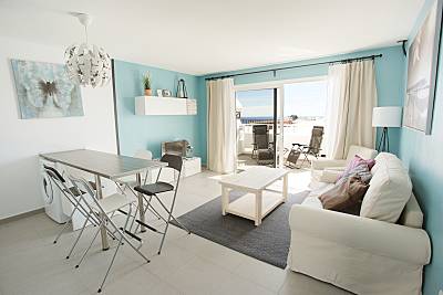T308. Apto con vistas al mar a Costa Teguise. Lanzarote