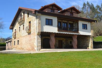 Aptos con jacuzzi a 10 km playa, 2-5 pers Cantabria