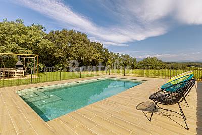 Pajar restaurado con piscina rodeado de naturaleza Girona/Gerona