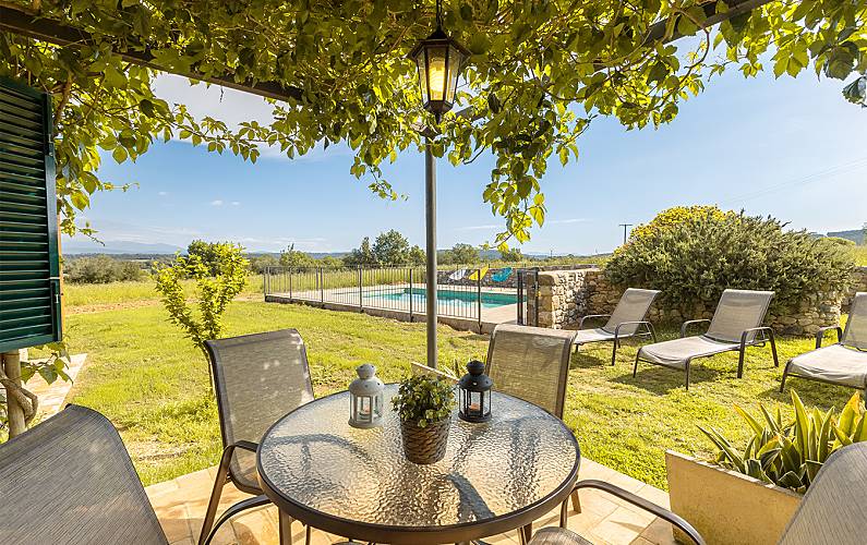 Pajar restaurado con piscina rodeado de naturaleza Girona/Gerona
