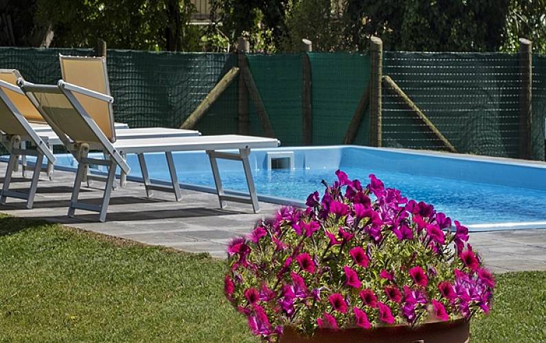 Villa élégante avec jardin et piscine. 4