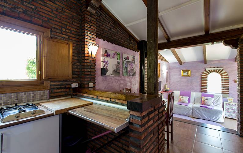 2-casitas-de-campo-para-parejas-1kmt-de-la-playa-noja-cantabria