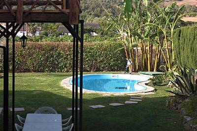 Casa para alugar a 9 km da praia Cádis