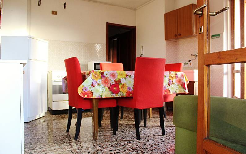 Appartamento per 1-7 persone Esino-Cainallo