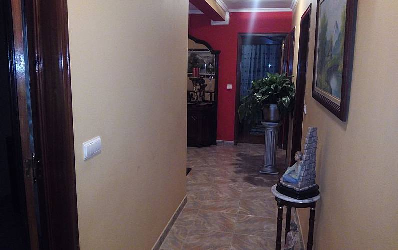 VIVENDA Interior da casa Ilha de São Miguel Ponta Delgada Villa rural - Interior da casa